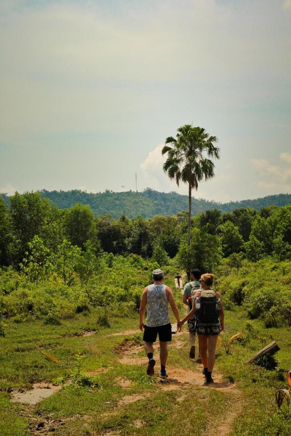 Lonely Beach Prek Svay Village Exterior photo